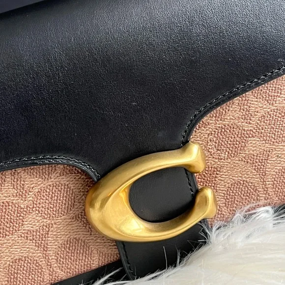 💰SOLD - 91215 - Coach Tabby Shoulder Bag 26 With Signature Canvas - Picture 5 of 15